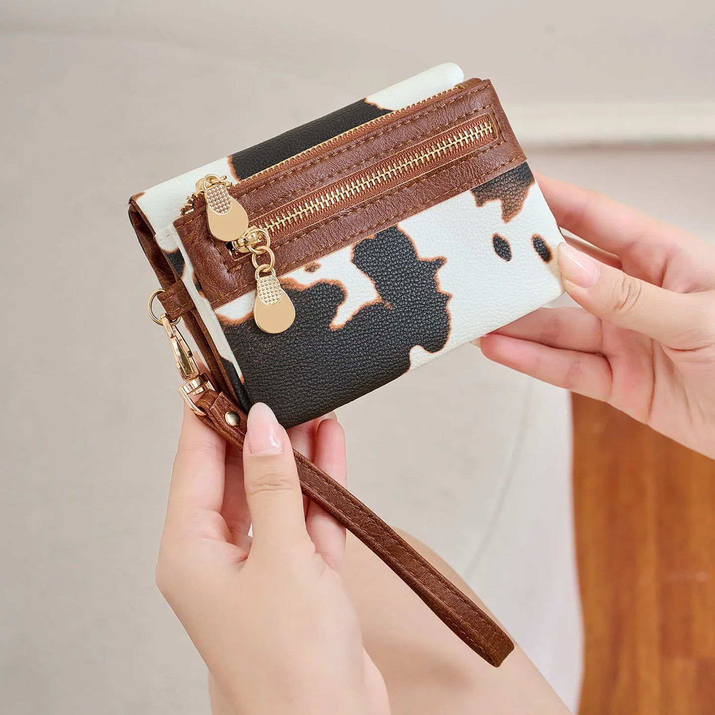 Leopard Print Women's Wallet Large Capacity Zipper Wristlet