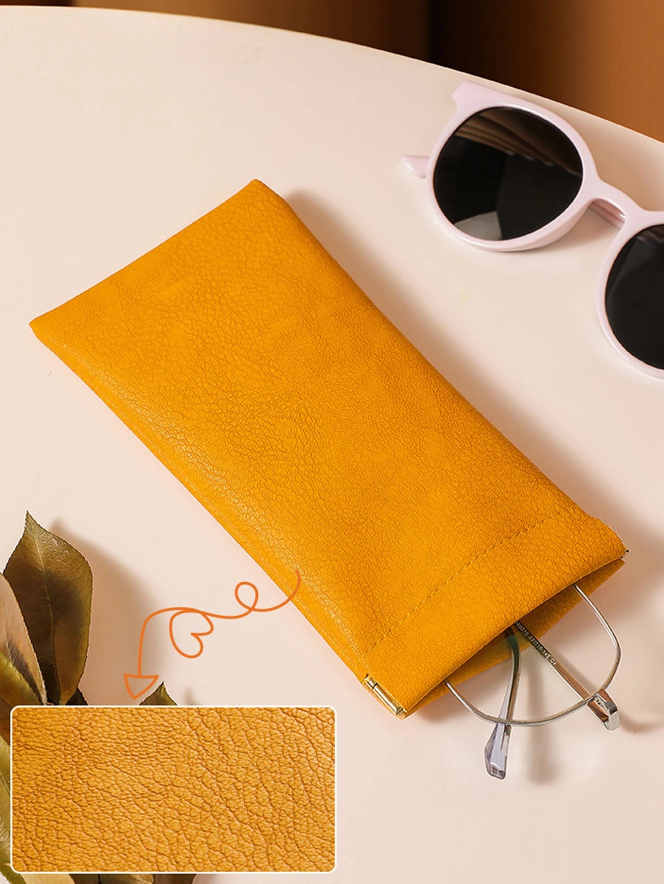 Soft Leather Sunglasses Pouch – Minimalist Eyewear Case