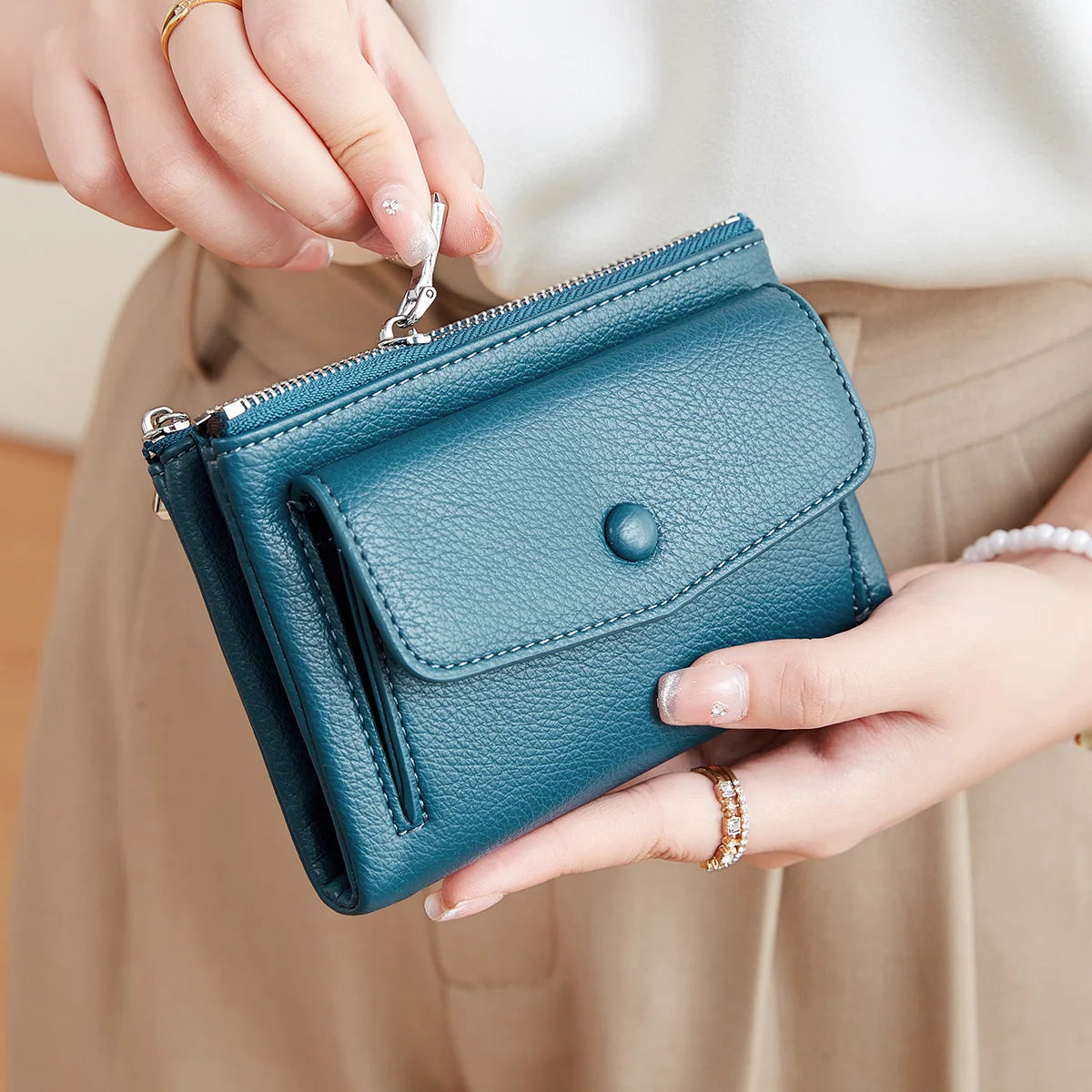 Women's Zip Coin Purse – Multi-Card Short Wallet with Buckle