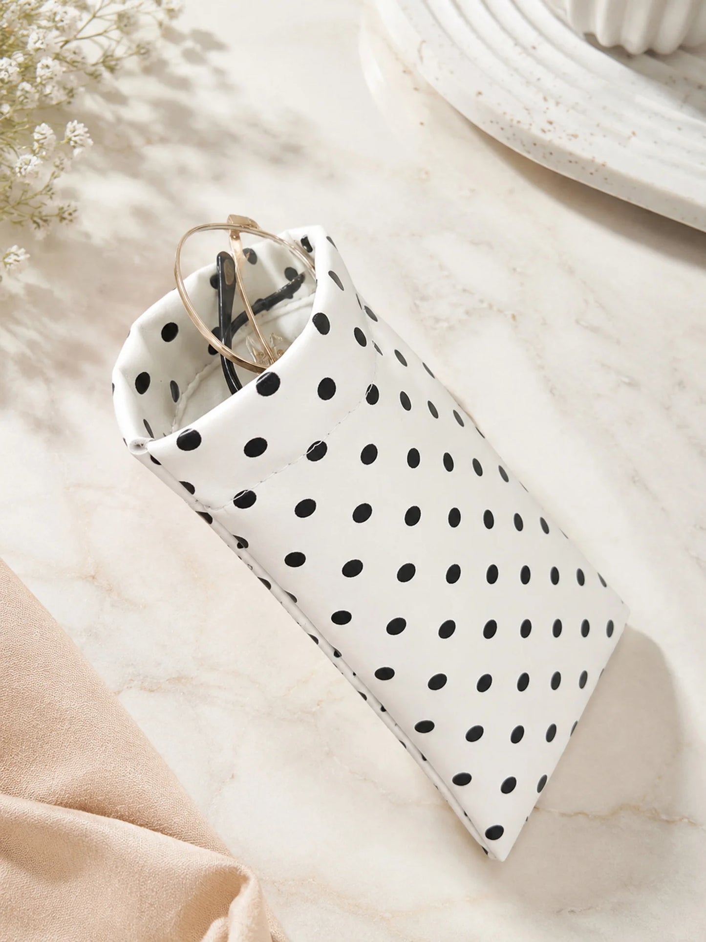 Polka Dot Glasses Case with Auto-Close – Soft PU Leather Eyewear Pouch