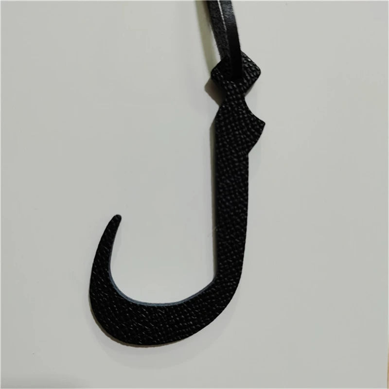 Wholesale Luxury Genuine Natural Leather Character Alphabet Arabic Letter L Keychain Backpack