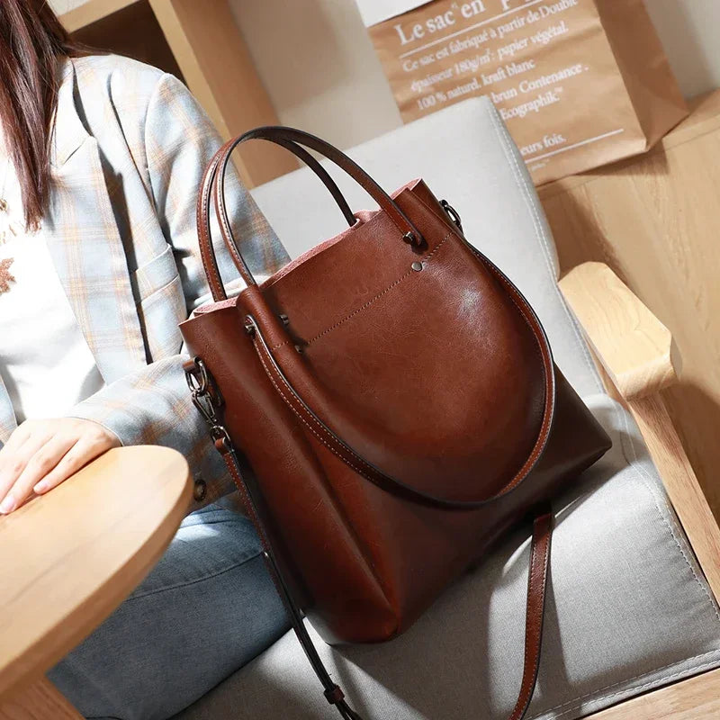 Genuine Leather Tote Bag for Women – Large Capacity Oil Wax Shoulder Bag