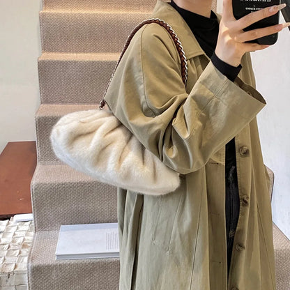 Luxury Women S Furry Pleated Purses Handbags Plush Cloud Bag Designer Chain Shoulder Bags Winter