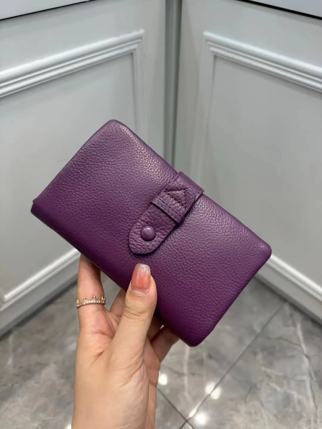 Genuine Leather Short Wallet for Women – Multifunctional Card Holder Zipper Coin Purse