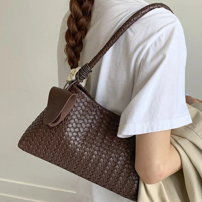 Woven Shoulder Bag for Women – Retro Underarm Handbag