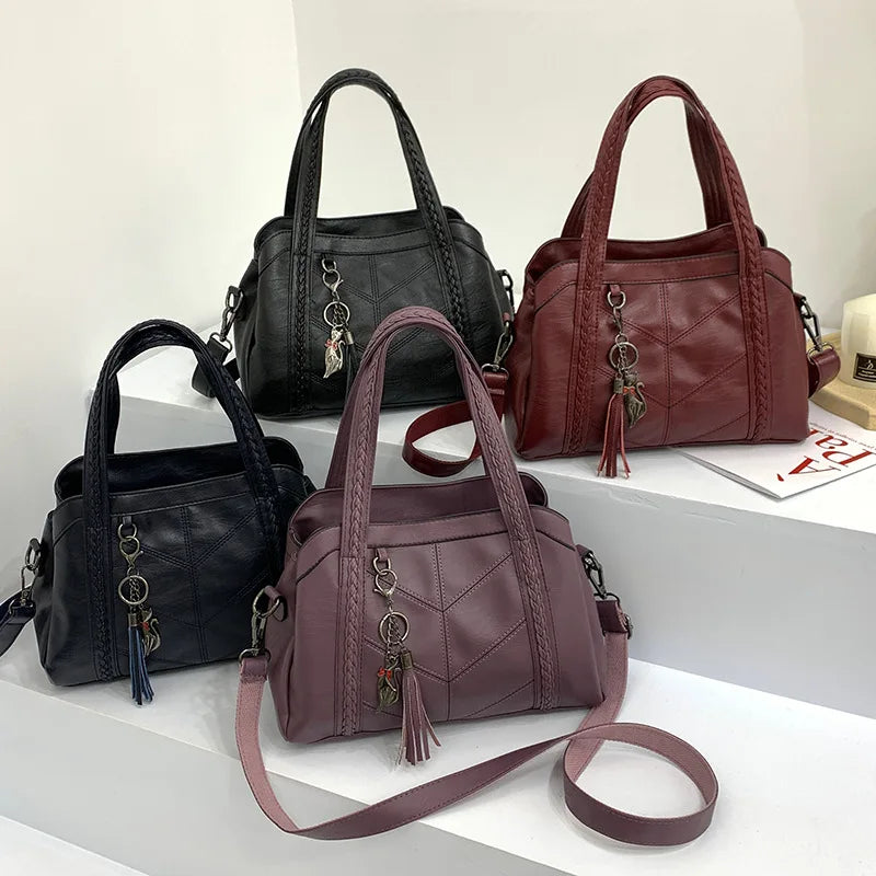 Large Capacity PU Leather Shoulder Bag with Tassel Pendant
