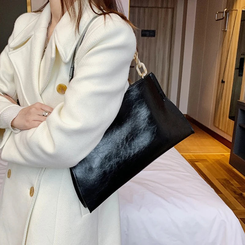 Leather Shoulder Bag – Large Capacity Women's Crossbody