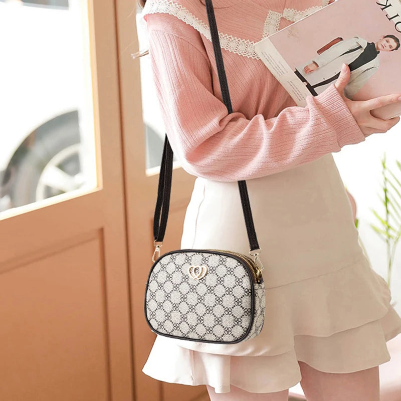 Crossbody Messenger Bag – Four-Leaf Clover Pattern Women's Purse