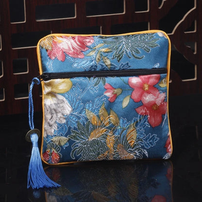 Embroidered Floral Coin Pouch – Chinese Style Jewelry Bag