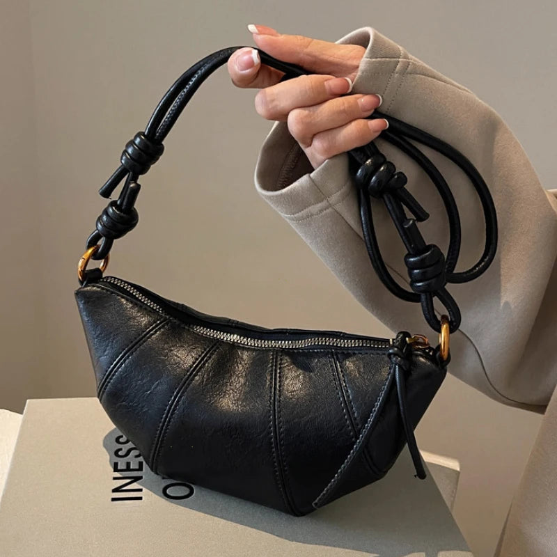 Leather Dumpling Crossbody Bag – Retro Crescent Shoulder Bag for Women