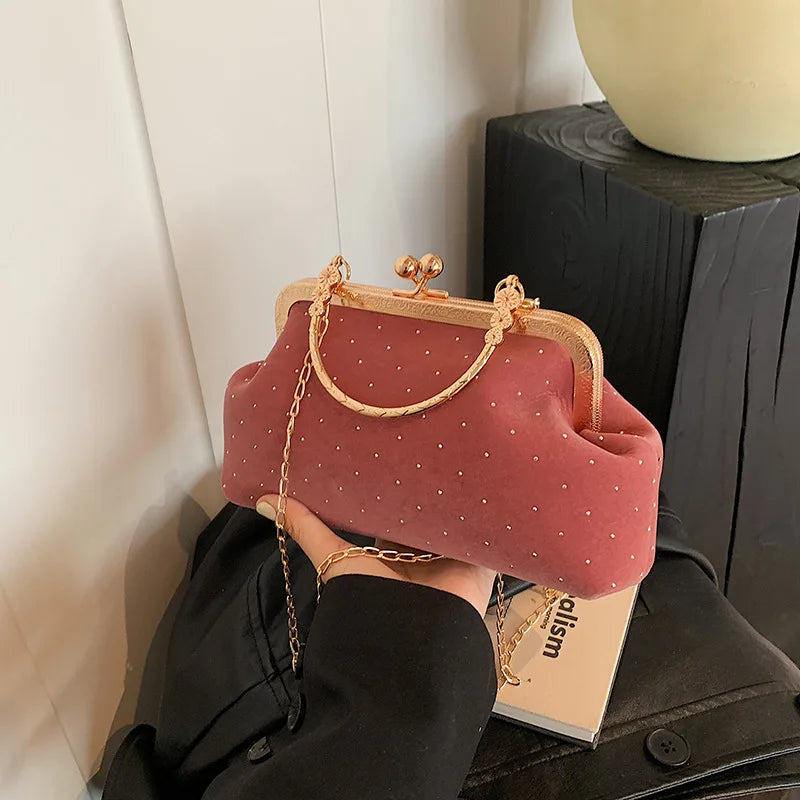 Evening Clutch Purse – Vintage Kiss-Lock Chain Bag for Women