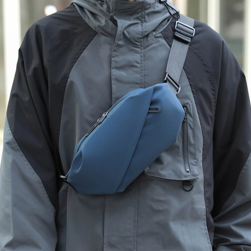 Men's Waterproof Fanny Pack – Minimalist Running Waist Bag