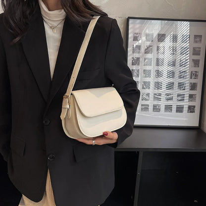 Retro Small Saddle Bag for Women – Crossbody Messenger Shoulder Bag