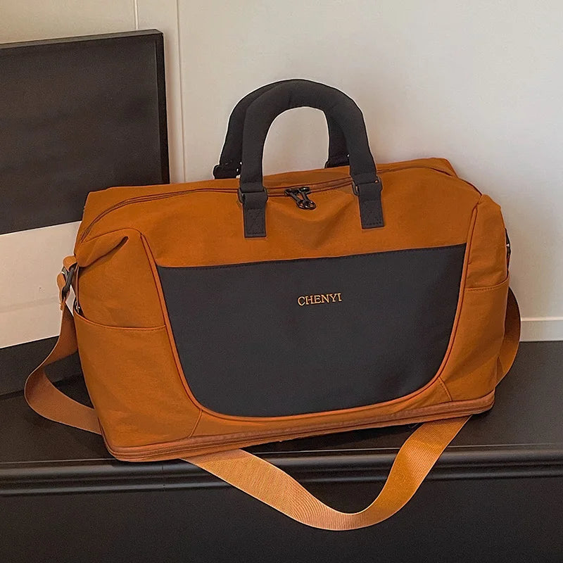 Large Capacity Weekender Duffel Bag Wet-Dry Separation