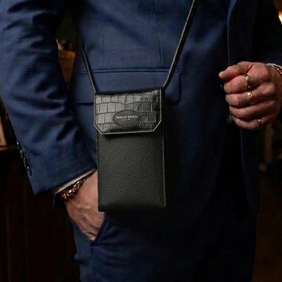 Pebble Leather Crossbody Pouch for Men – Premium Luxury Bag