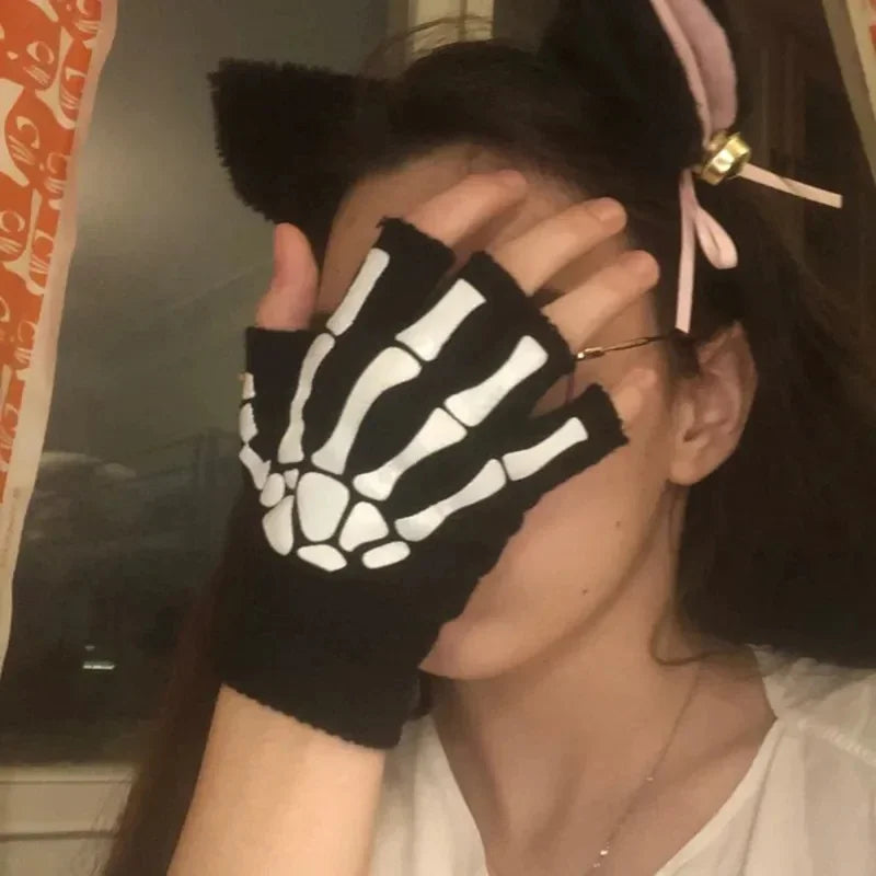 Skeleton Skull Fingerless Gloves – Glow in the Dark Punk Knit