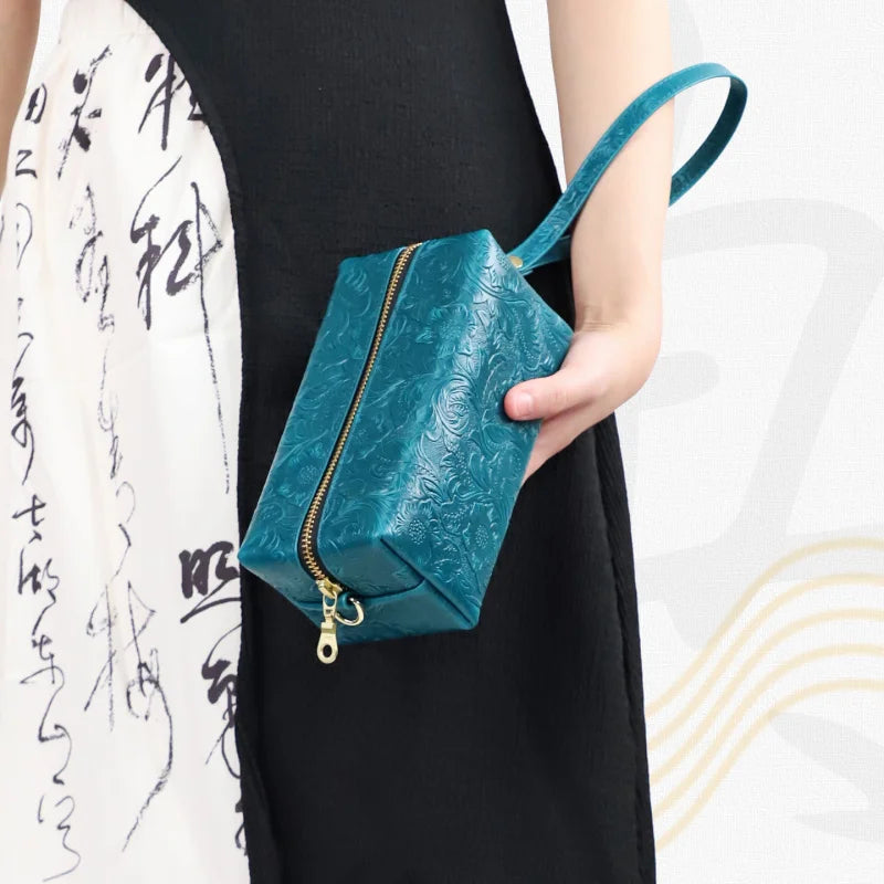 Leather Crossbody Phone Bag for Women – Dual-Use Zipper Purse