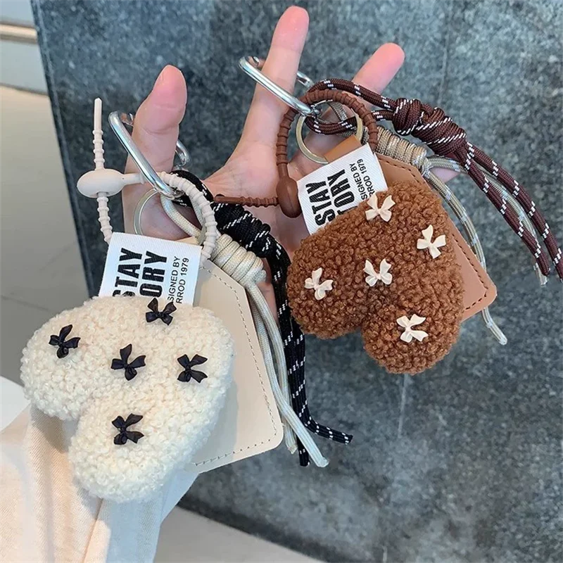Plush Heart Keychain – Cute Lamb Wool Braided Rope Handmade Pendant