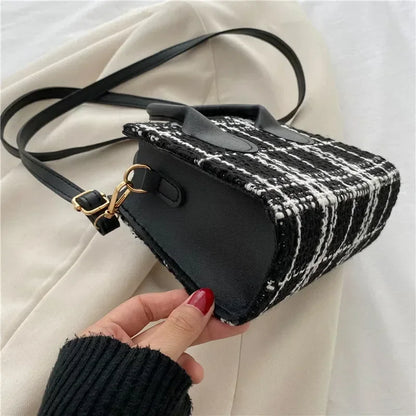 Mini Check Pattern Crossbody Bag – Lightweight Women's Shoulder Handbag