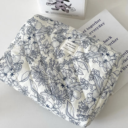Quilted Floral Cotton Makeup Bag with Zipper