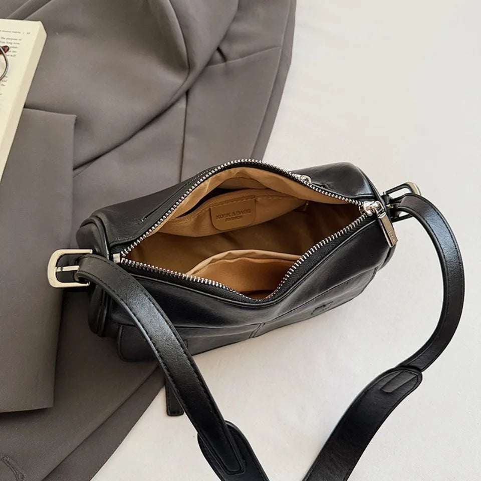 Women's Retro Soft Leather Crossbody Bag – Vintage Shoulder Bag with Optional Pendant