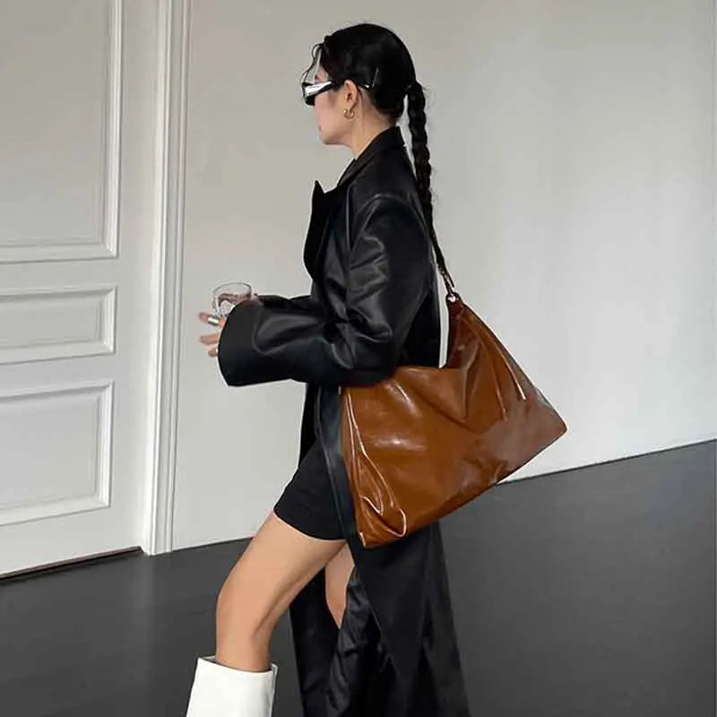 Large Leather Tote Bag for Women – Vintage Aesthetic Shoulder Bag