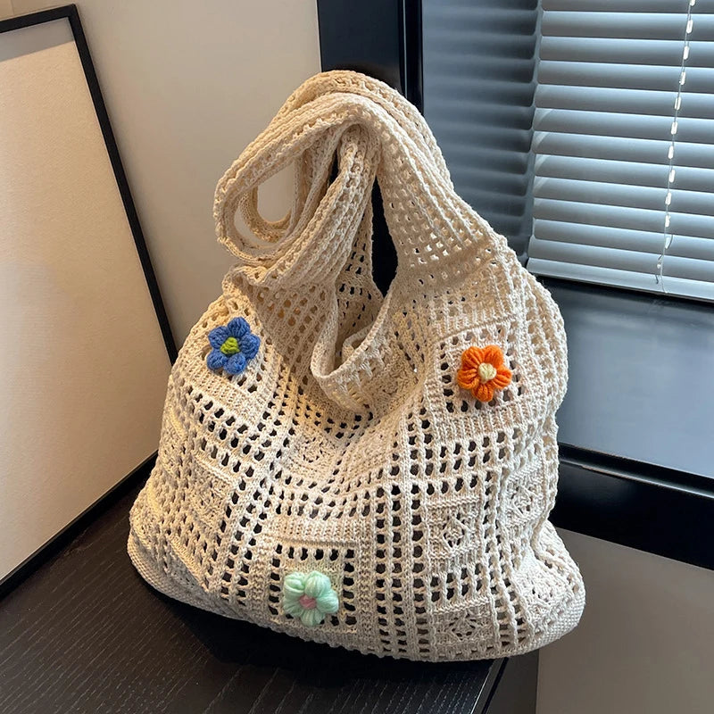 Knitted Tote Bag for Women – Flower Detail Summer Beach Bag