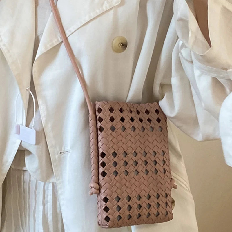 Hollow Woven Crossbody Bag – Women's Bohemian Phone Purse