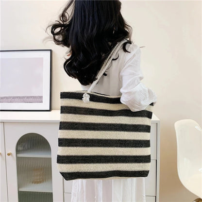 Large Straw Beach Tote Bag – Women's Summer Shoulder Bag