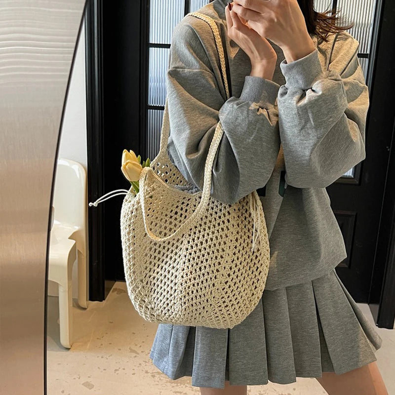 Straw Woven Tote Bag Large Capacity Beach Shoulder Bag