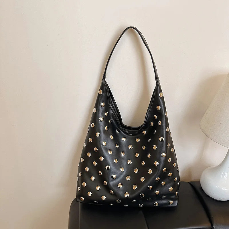 Retro Rivet Underarm Bag Large Capacity Niche Fashionable Shoulder Foreign Handbag