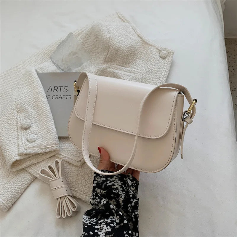 Retro Small Saddle Bag for Women – Crossbody Messenger Shoulder Bag