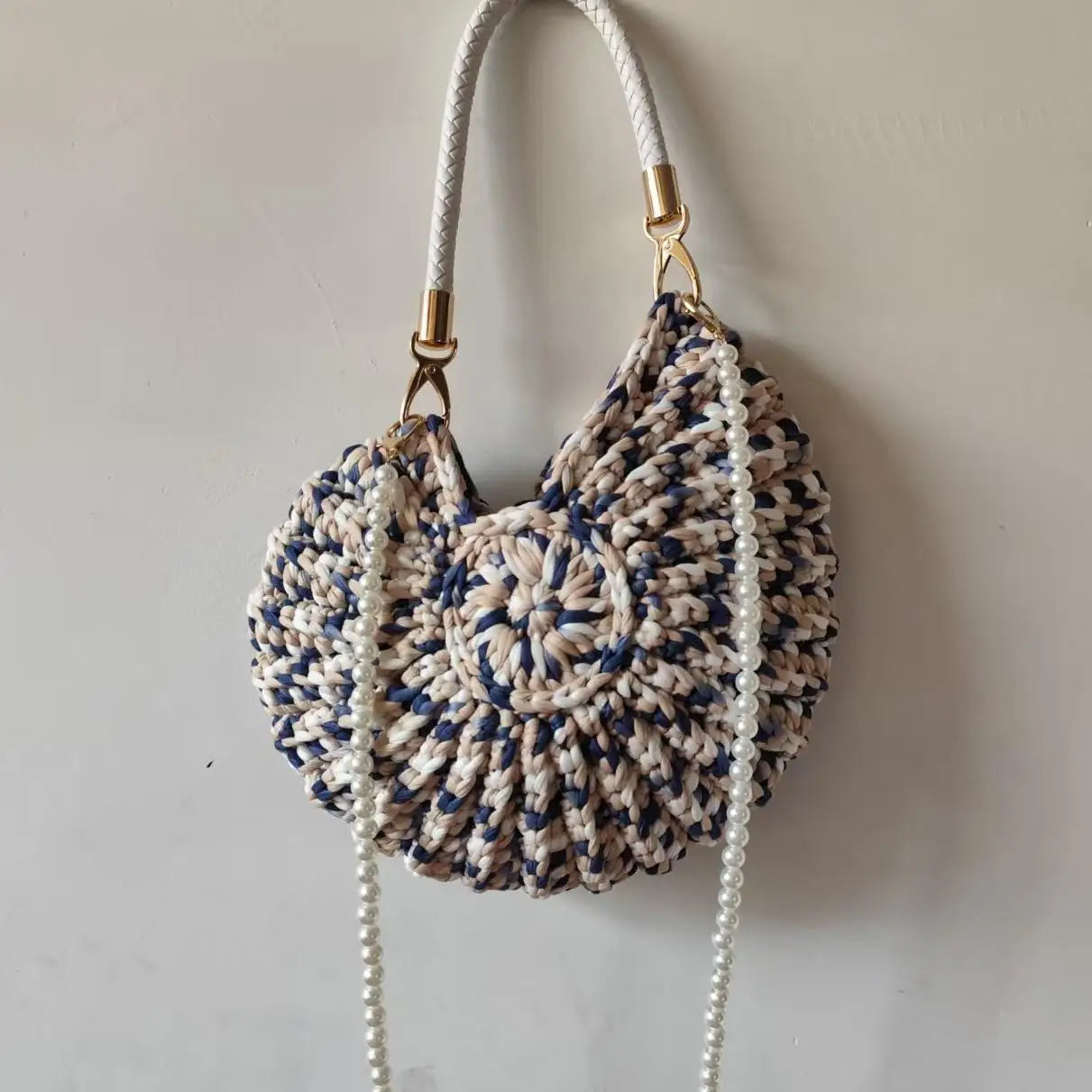 Crochet Conch Shoulder Bag with Pearl Chain – Handmade Woven Bag