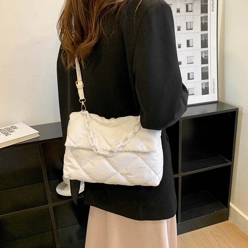 Diamond Quilted Crossbody Bag for Women – Chain Shoulder Handbag
