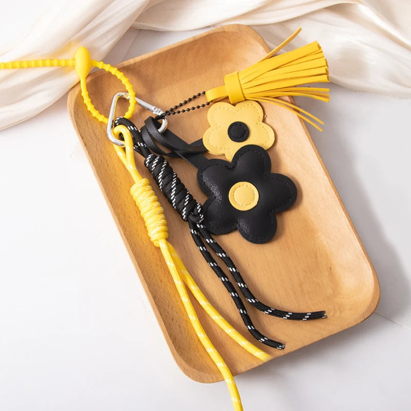 Flower Keychain PU Leather Bag Charm & Car Keyring