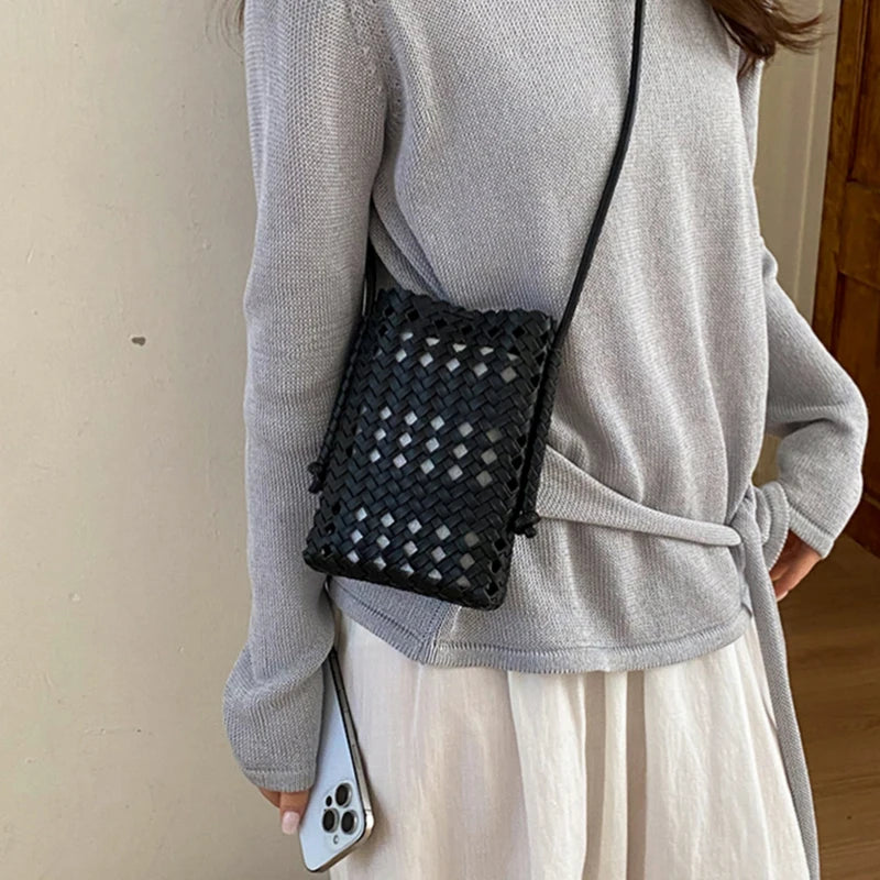 Hollow Woven Crossbody Bag – Women's Bohemian Phone Purse