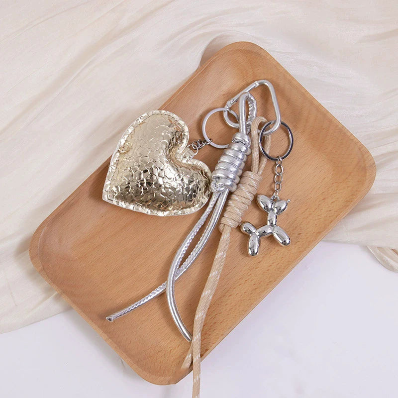 Leather Heart Keychain – Cute Beaded Bow Keyring with Bag Charm