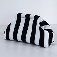 WhiteBlack-30x20x11c
