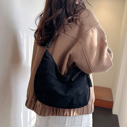 Retro Hobo Bag for Women – Large Capacity Soft Shoulder Handbag