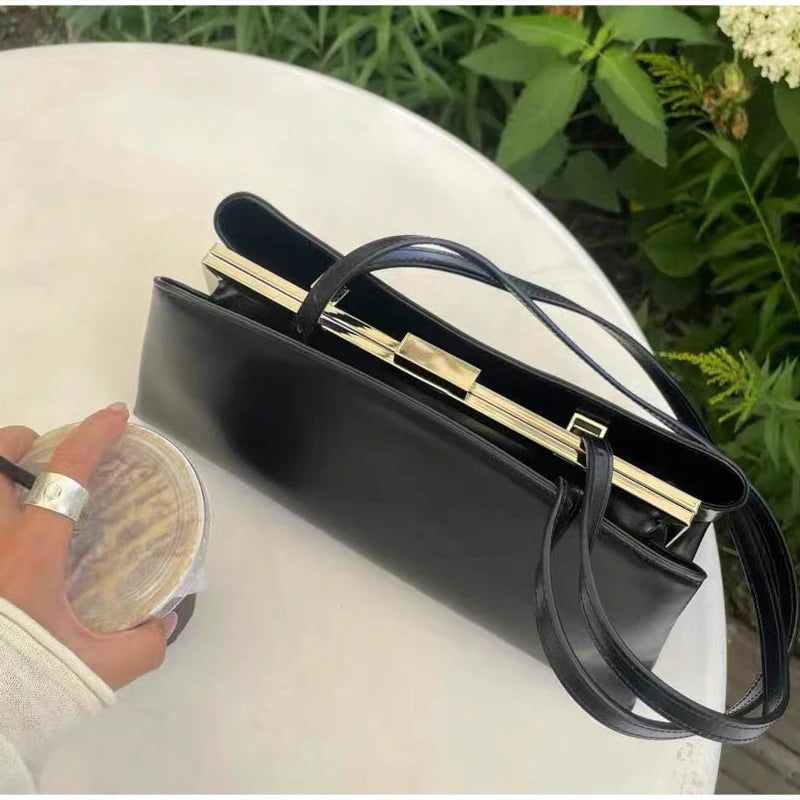 Luxury Leather Handbag with Gold Magnetic Clasp – Minimalist Tote