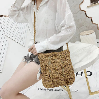 Hollow Straw Crossbody Bag – Handmade Women Beach & Travel Messenger Clutch