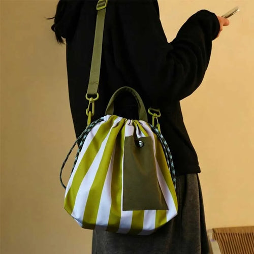 Insulated Lunch Bag – Large Capacity Crossbody with Shoulder Strap
