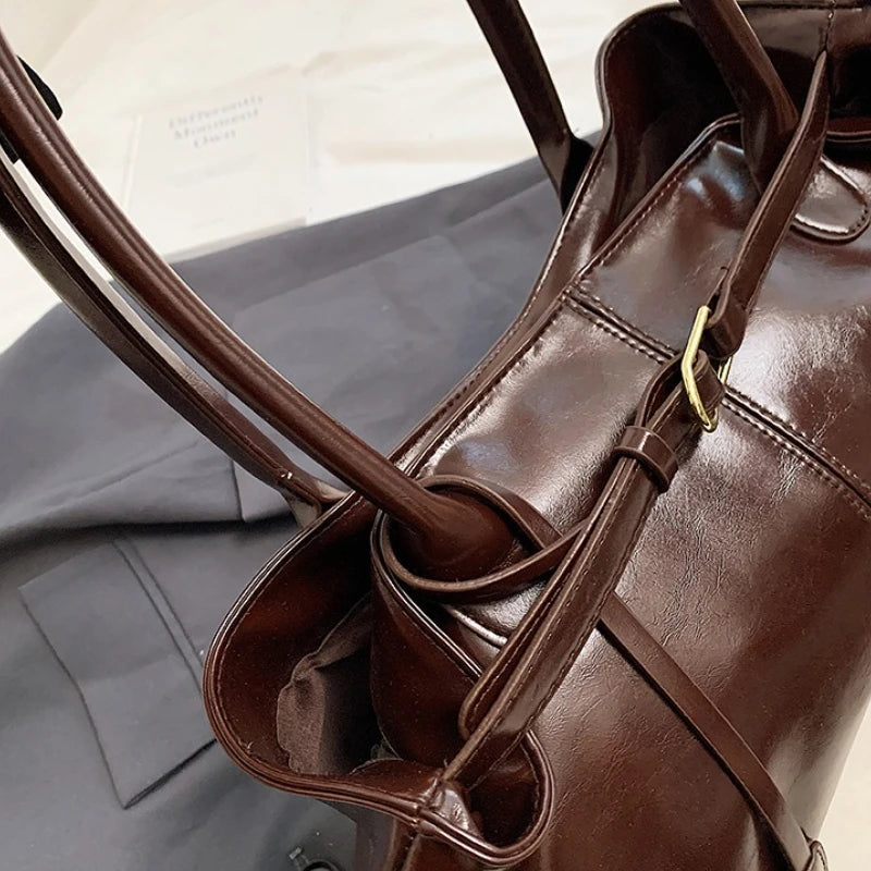 Vintage Leather Shoulder Tote Bag for Women – Large Capacity
