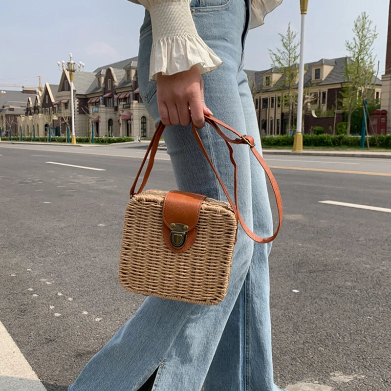 Rattan Straw Crossbody Bag – Handmade Woven Women's Purse