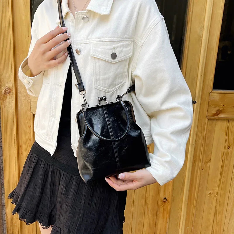 Retro Clip Clasp Crossbody Bag – Mini Phone Purse Shoulder Bag