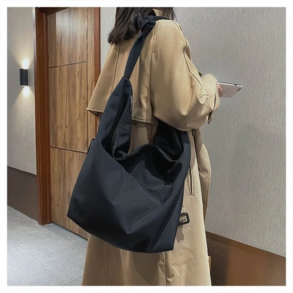 Large Capacity Nylon Hobo Shoulder Bag – Waterproof Crossbody