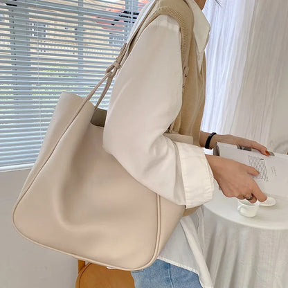 Large Leather Tote Bag for Women – Minimalist Shoulder Handbag