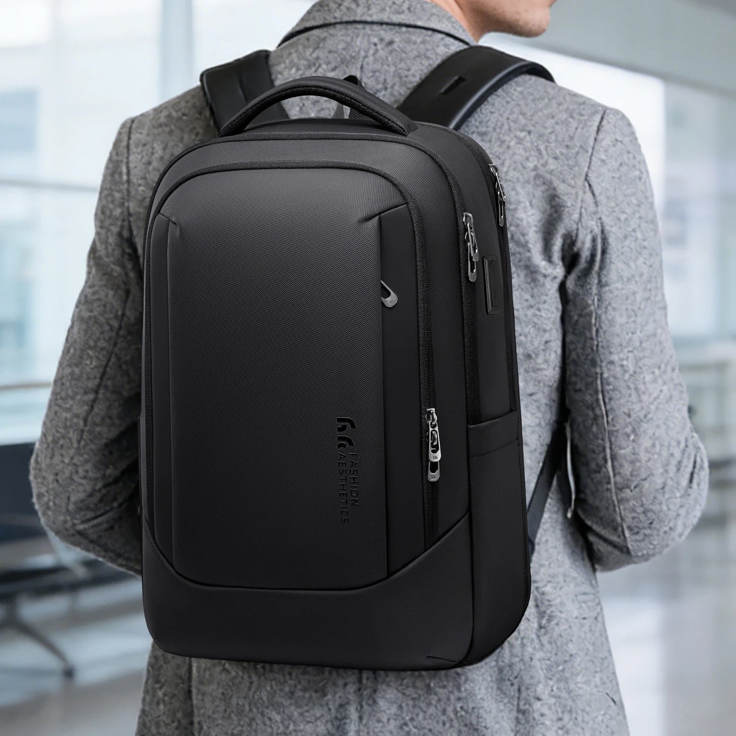 Business Laptop Backpack with USB Port – 17 Inch, Waterproof, Large Capacity