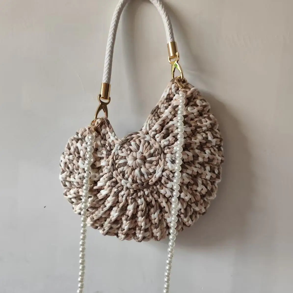 Crochet Conch Shoulder Bag with Pearl Chain – Handmade Woven Bag