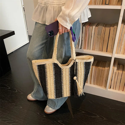 Handwoven Straw Tote Bag – Women's Large Capacity Beach Shoulder Bag